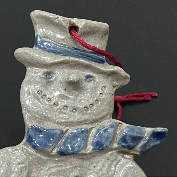 Vintage ROWE Pottery Salt Glazed Snowman Holiday Christmas Ornament - Picture 8 of 12